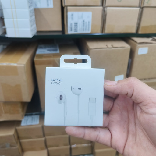 iPhone 14 Type c Earphone ( not Original) LD