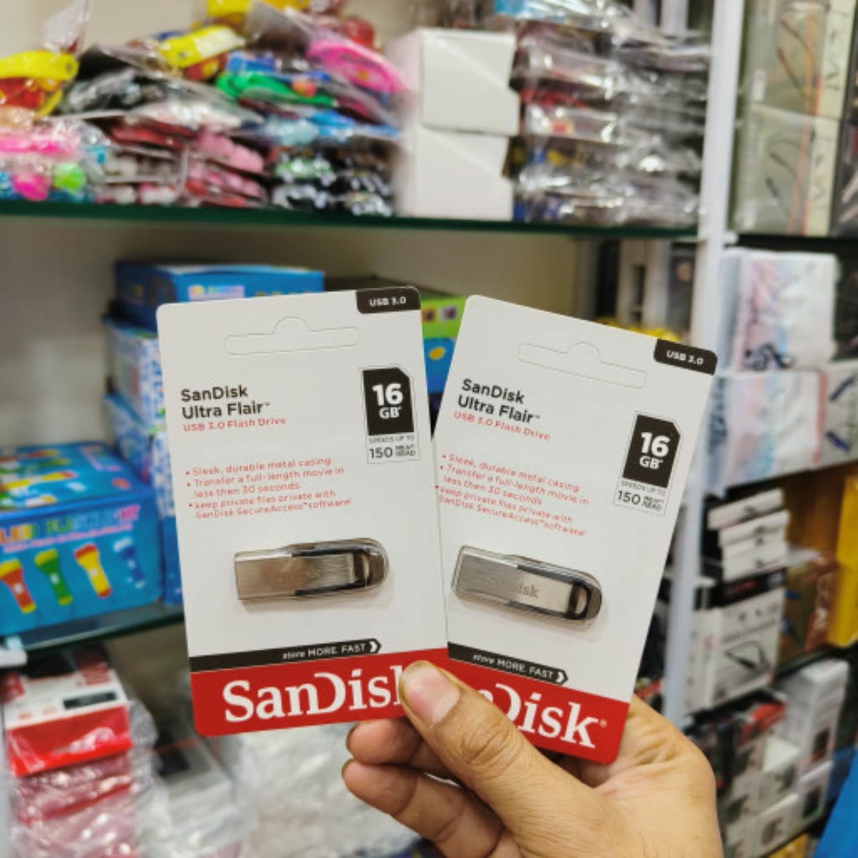 SanDisk Ultra Flair 16Gb Pendrive 1 Year Warranty